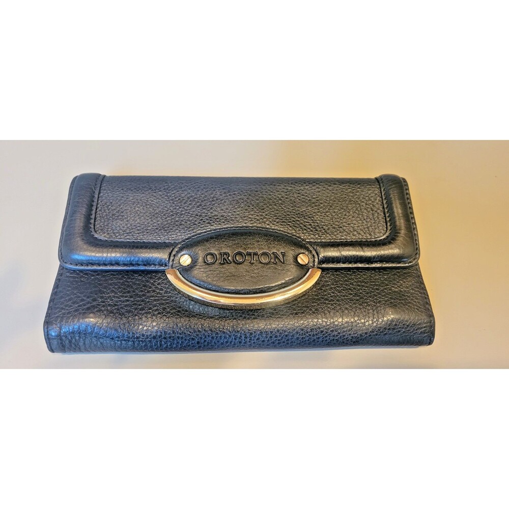 Australian Oroton Lirio slim clutch Wallet Pebbled Black Leather AUD $245